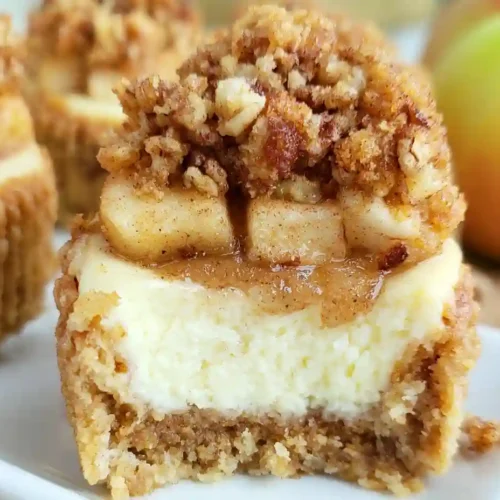 Apple Crisp Mini Cheesecakes